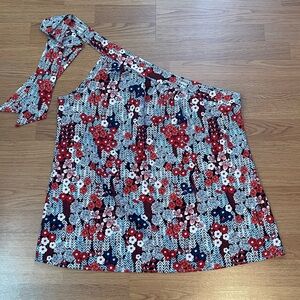 One-Shoulder Amazon Top